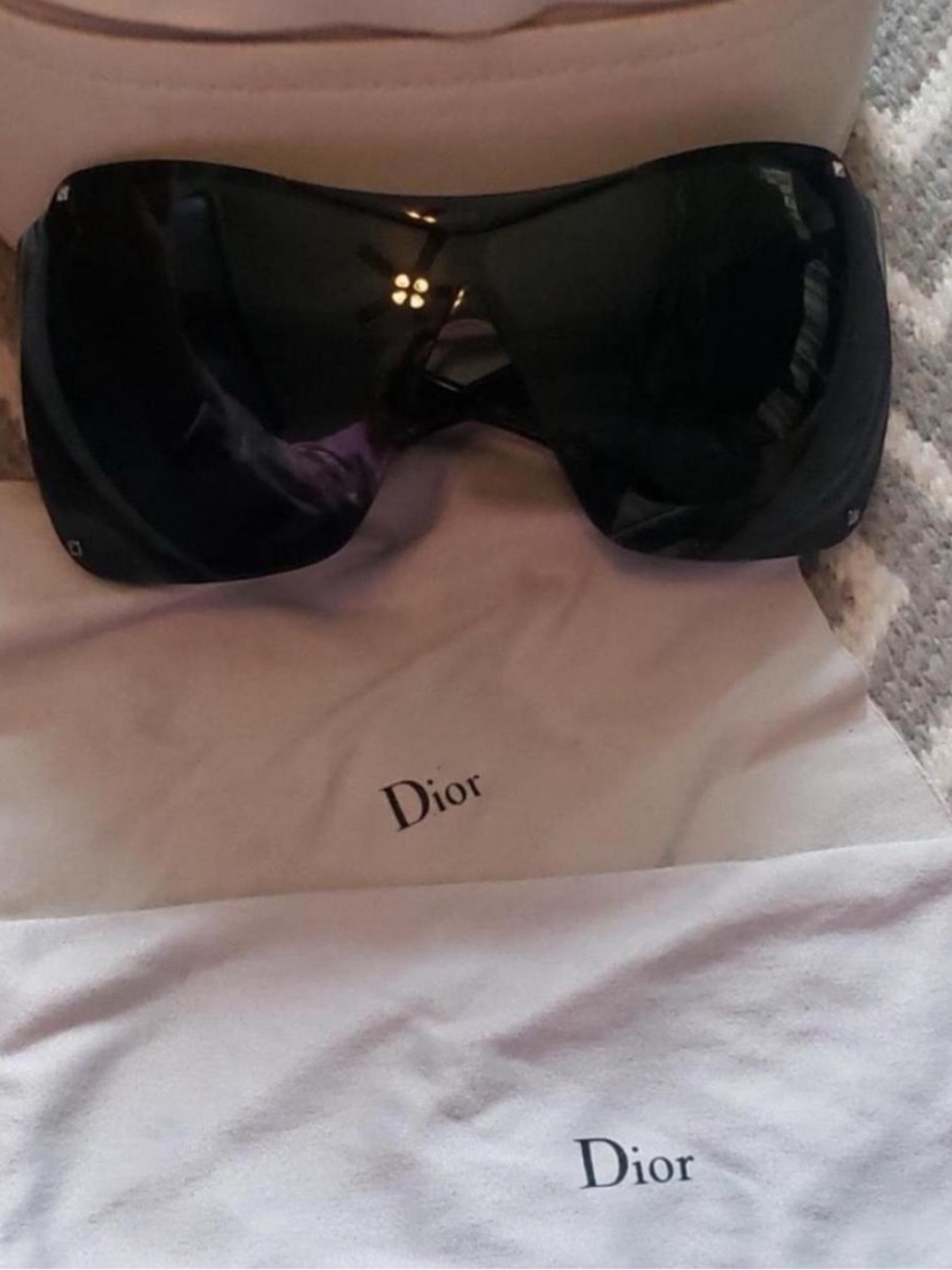 Dior Black Oversized Overshine 2 Logo Sunglasses - Picture 3 of 5
